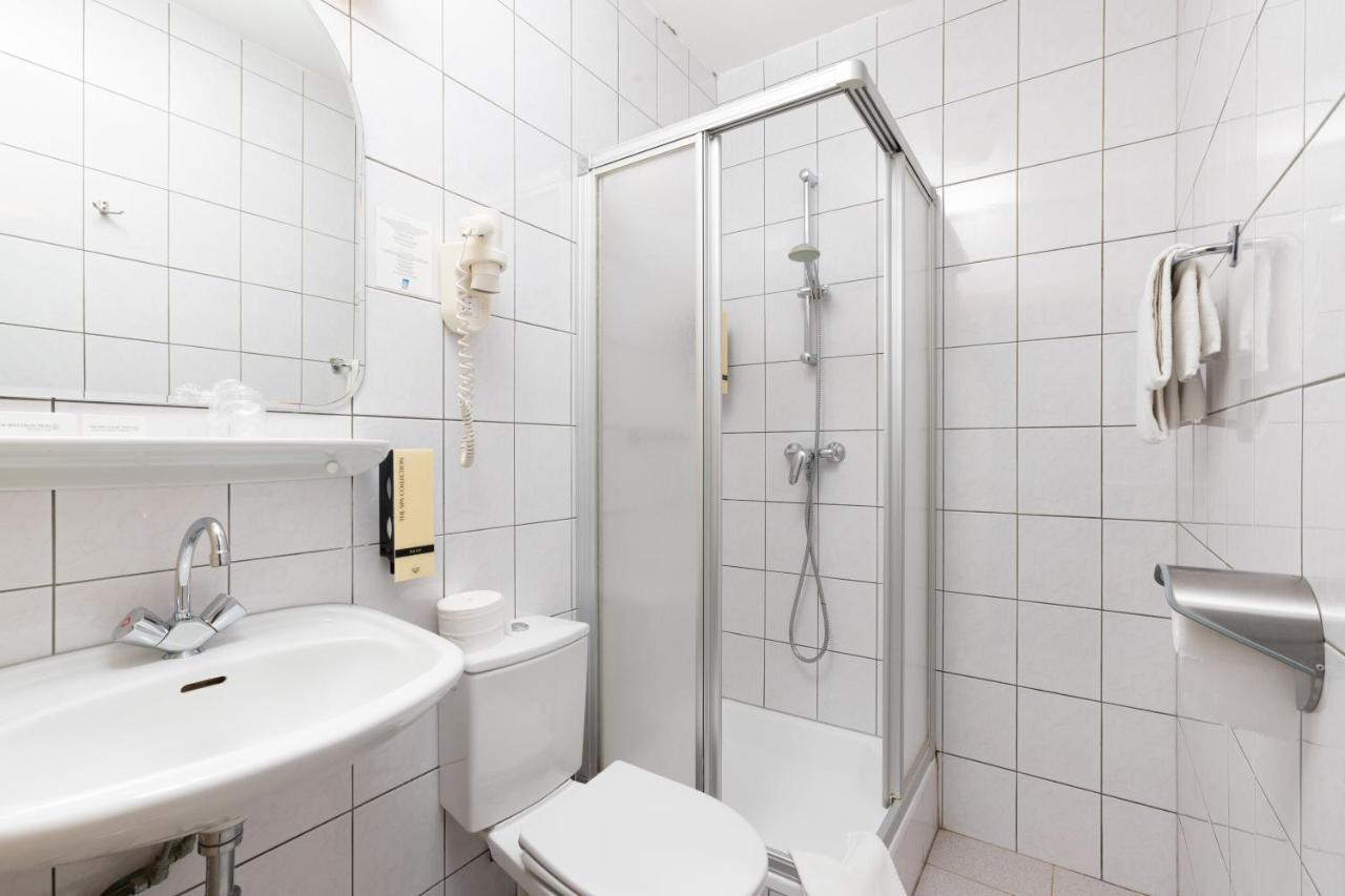 Small Twin Room